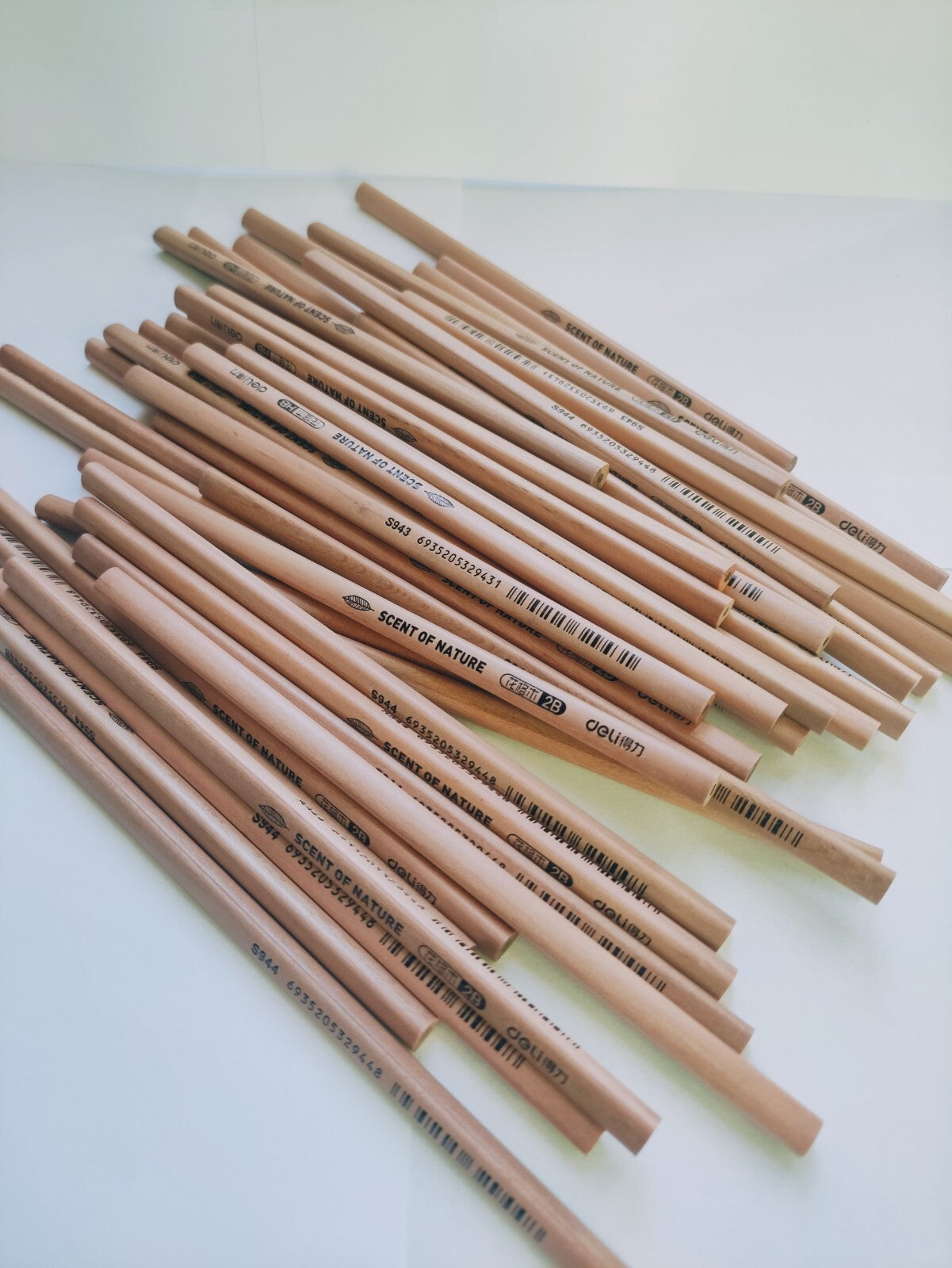 2B Unsharpened Pencils for Drawing Sketch Quality Wood Pencils for School Home