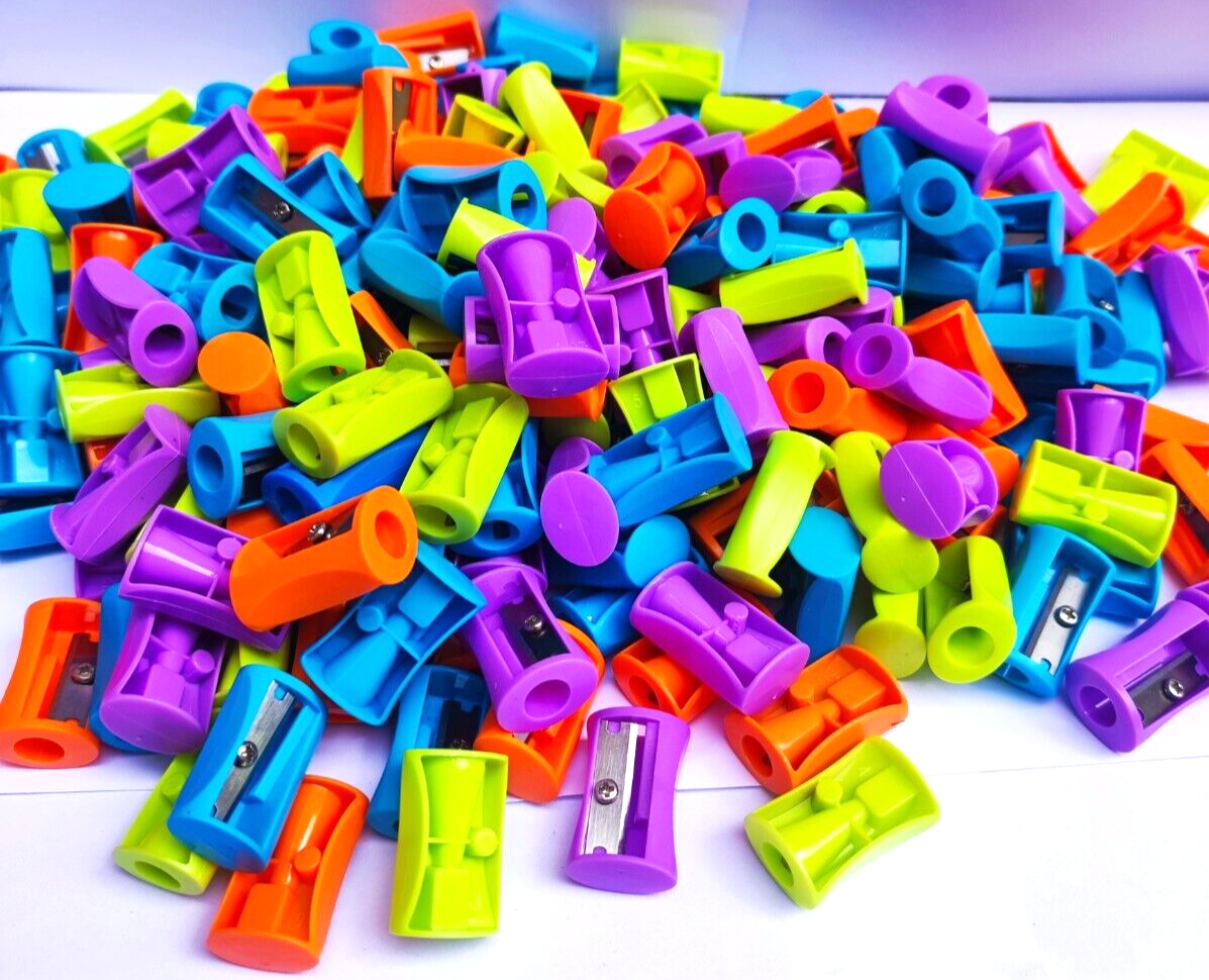 8X Plastic Pencil Sharpeners Kids Colours Single Hole For School Home Office New